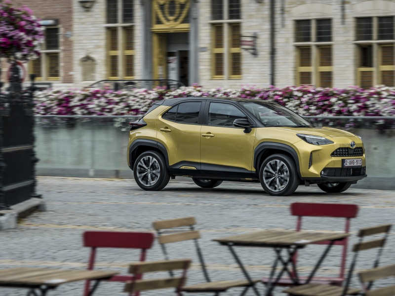 GRANDONS TOYOTA YARIS CROSS.jpg