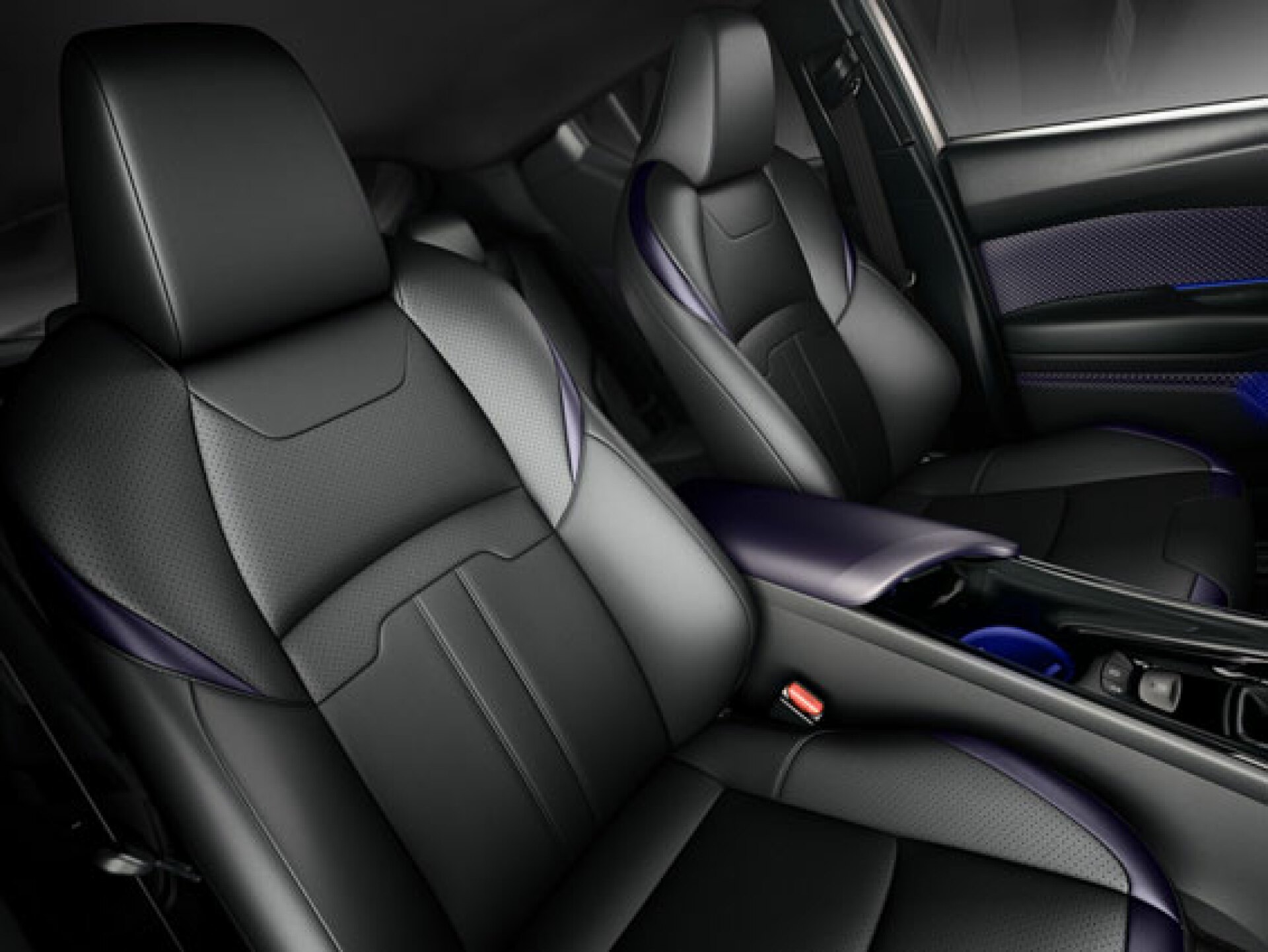 daveymtrs/C-HR-Leather-seats.jpeg