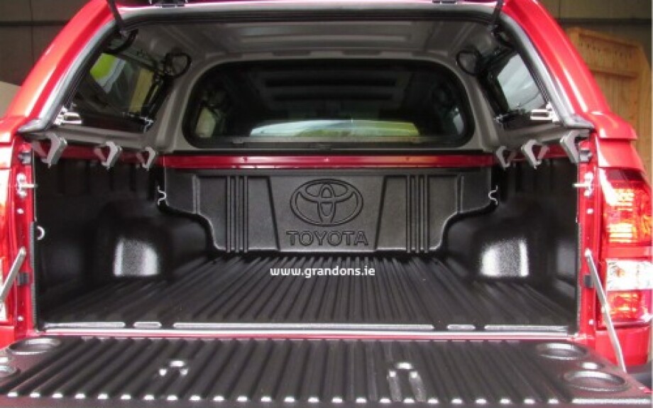 Toyota Hilux Canopy