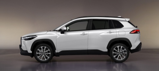 GRANDONS TOYOTA COROLLA CROSS HYBRID.jpg