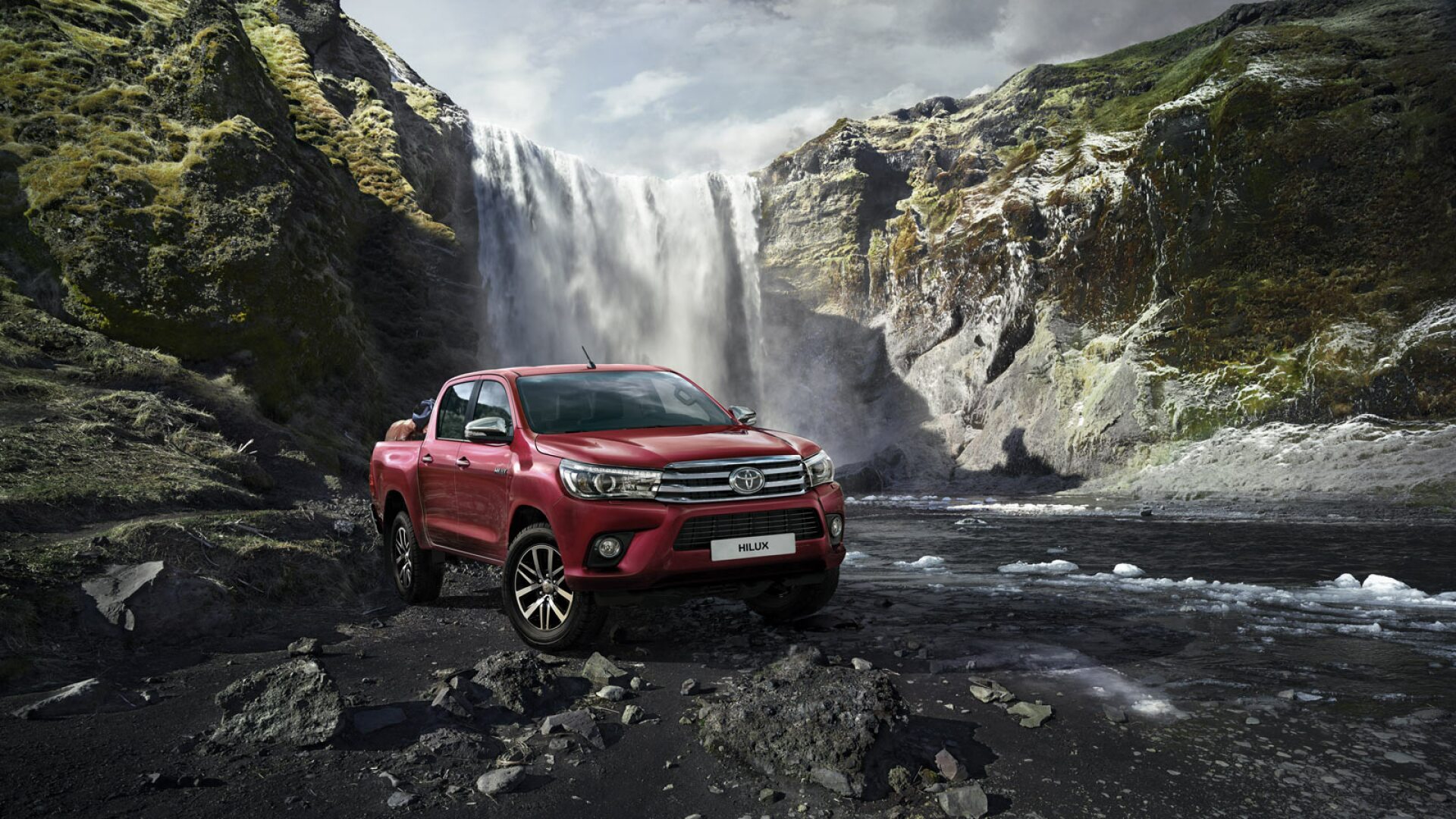 hilux_new.jpeg