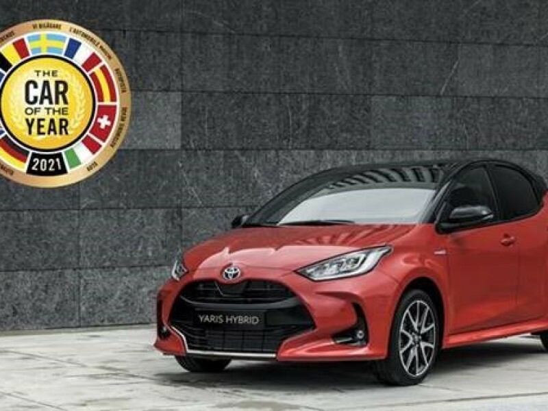 New_Yaris_European_Car_of_the_Year_2021.jpeg