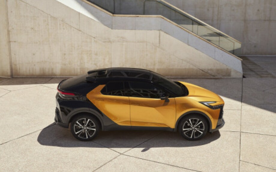 2024 Toyota C-HR Plugin Hybrid Grandons