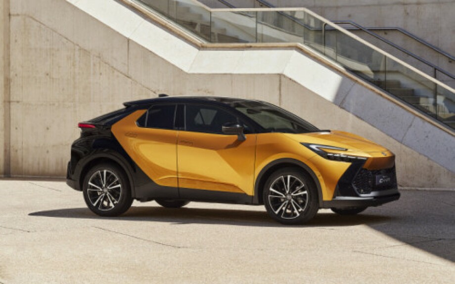 2024 Toyota C-HR Plugin Hybrid Grandons