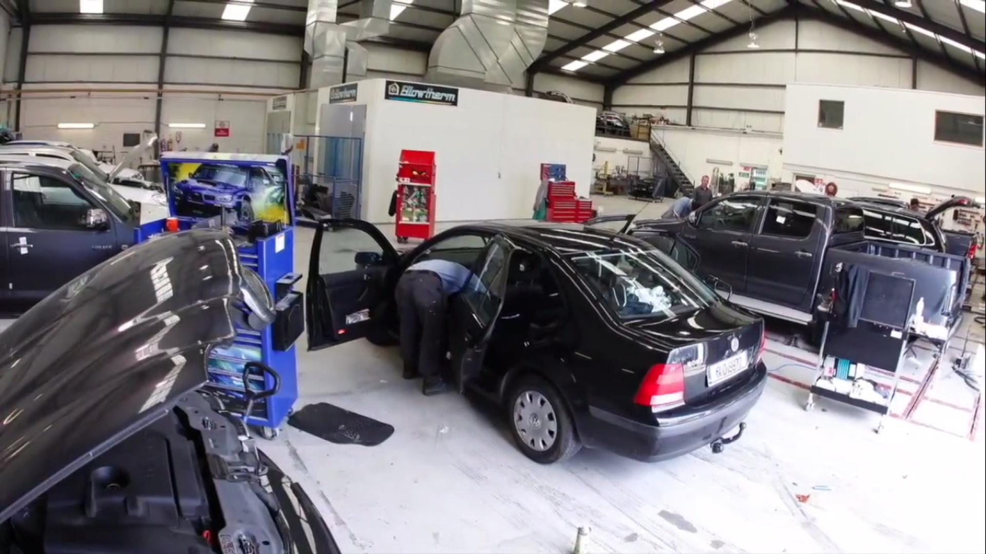 bodyshop2.jpeg