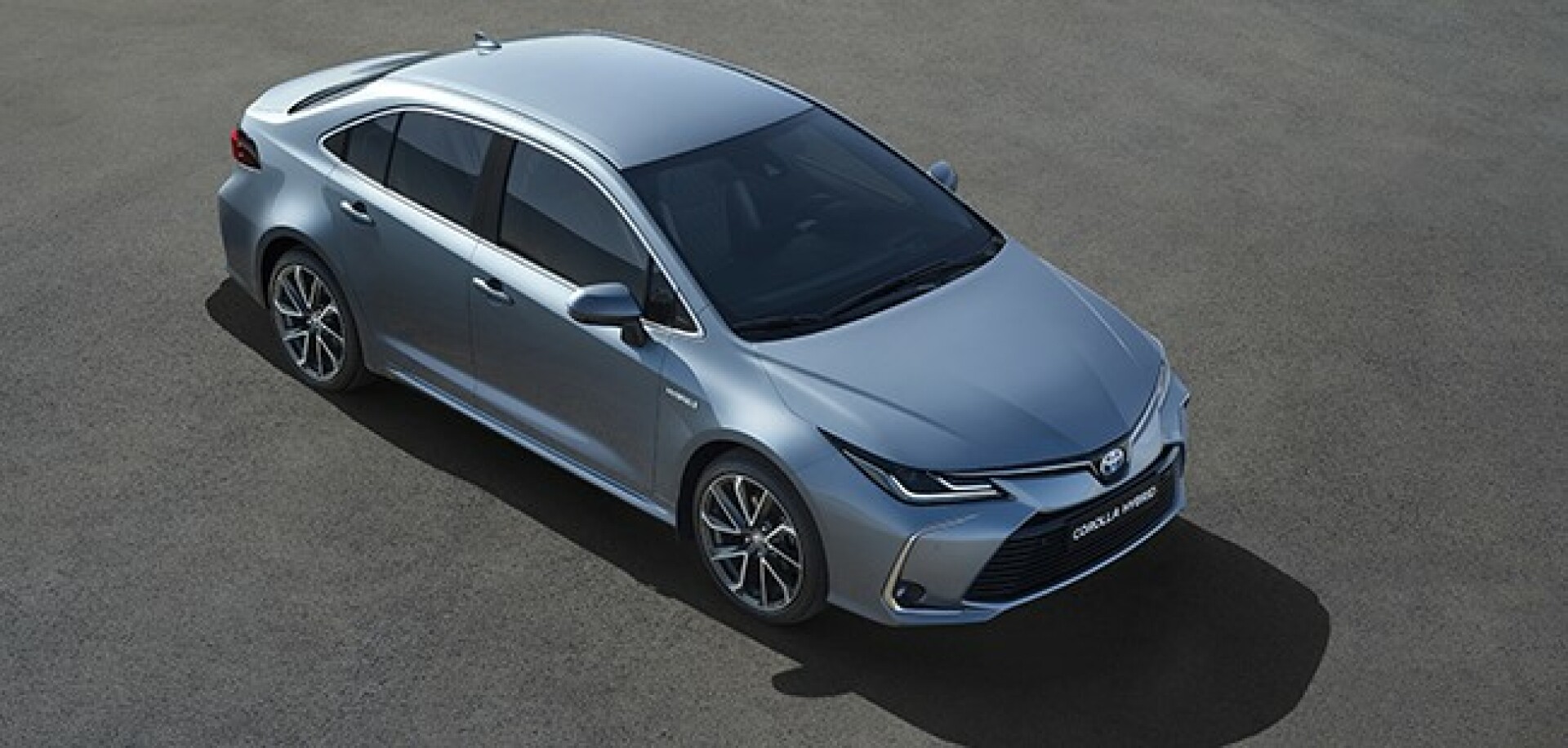 swinford/2019_Corolla_saloon_2.jpeg