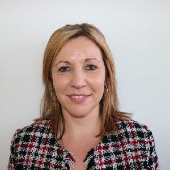 macroom motors/Karen_Burke.jpeg